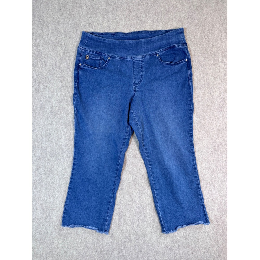 P33. Belle by Kim Gravel TripleLuxe Crop Jeans Medium Wash Raw Hem Blue 16P